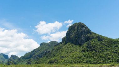 Khao Dang taş veya rock dağ ya da tepe Prachuap Khiri Khan Tayland at. Doğal manzara veya sahne yaz konsepti