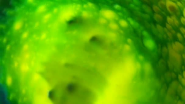 Blauw Geel Groen Stream Abstracte Voedsel Kleur Inkt Verplaatsen Vloeiende — Stockvideo