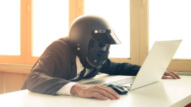 Vintage Ai Yapay Zeka İşadamı Kavramı Arama veya Sistem Sorunu Tarayın