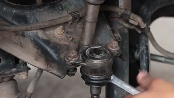 Hand Car Mechanic Tight Bolt Upper Arm Ball Joint Car — Stock Video