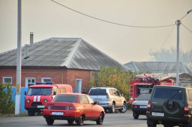İtfaiyecilerin elementlere karşı mücadelesi