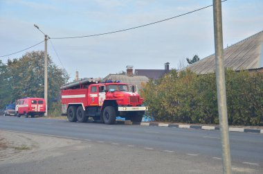 İtfaiyecilerin elementlere karşı mücadelesi