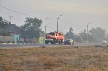 İtfaiyecilerin elementlere karşı mücadelesi