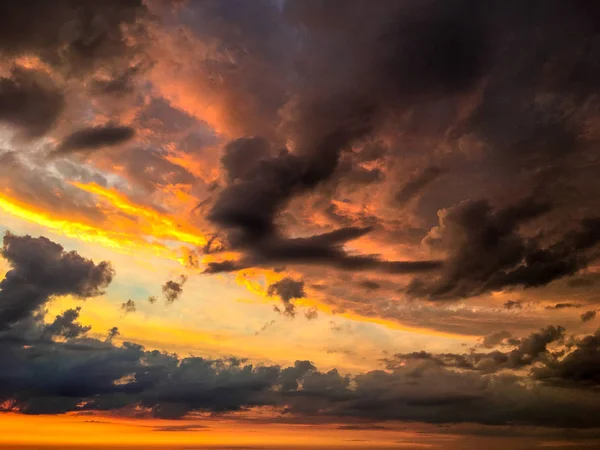 Мальовничий Морський Пейзаж Піщаним Берегом Заході Сонця — стокове фото