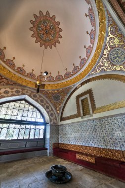 Istanbul, Türkiye, 30 Mayıs 2018: Topkapı Sarayı, Istanbul, Türkiye'nin ünlü dönüm noktası ikinci Courtyard İmparatorluk Konseyi iç detay.