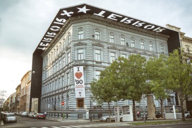 Budapeşte, Macaristan, Temmuz 11,2015: dış görünüm terör House, Andrassy Sokağı'nda bulunan bir müze. 20 Macaristan faşist ve komünist rejimler ile ilgili sergiler içerir.