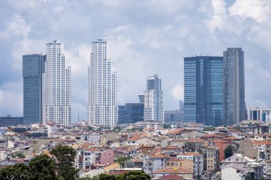 İstanbul, Türkiye'den Gökdelenler ve Daireler