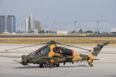 İstanbul, Türkiye, 19 Eylül 2019: Teknofest 2019 Airshow için Atatürk Havalimanı'na park edilmiş tek T129 Atak saldırı helikopteri.