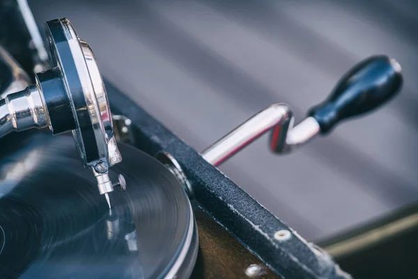 Winding Phonograph Needle — Stock Photo, Image