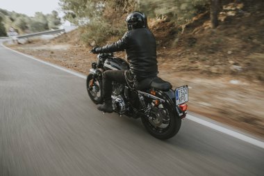 Malaga, İspanya - 15 Temmuz 2018: kişini onun Harley Davidson mo