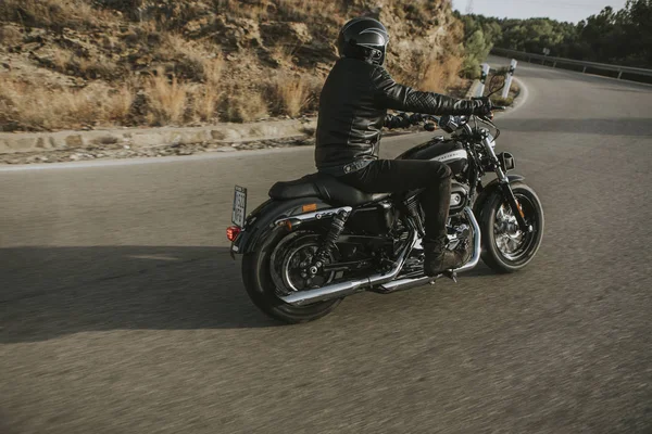 Malaga España Julio 2018 Hombre Montando Harley Davidson —  Fotos de Stock