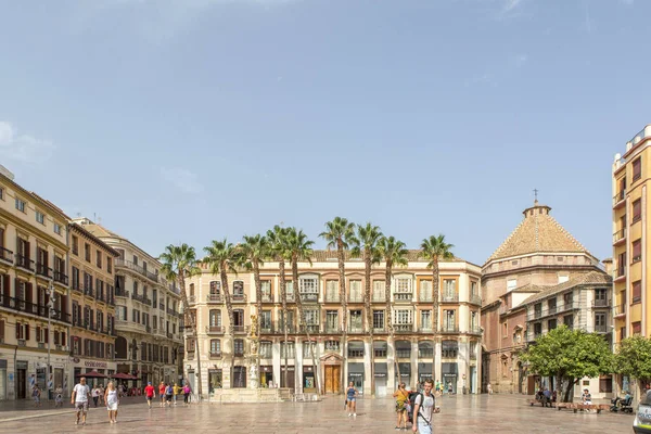 Malaga Spanien September 2018 Visa Constitution Square Med Besökare Promenader — Stockfoto
