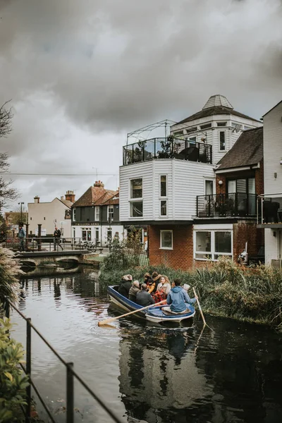Canterbury England Outubro 2018 Pessoas Desfrutando Uma Viagem Turística Pequeno — Fotografia de Stock