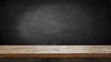 fıçının arka planı ve aşınmış eski ahşap masa.