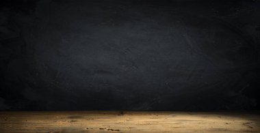 fıçının arka planı ve aşınmış eski ahşap masa.