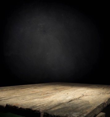 Sonbahar Amsterdam kanalları üzerinde köprüler.