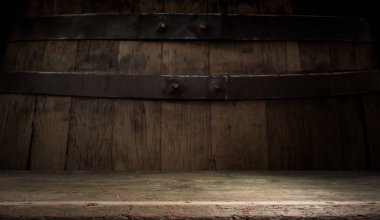 Gri grunge arka plan masaya ahşap güverte.