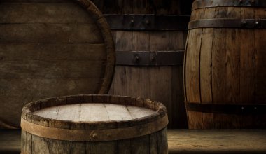 fıçının arka planı ve aşınmış eski ahşap masa