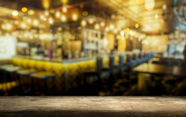 ahşap resepsiyon alanı ve bar iç ve alan