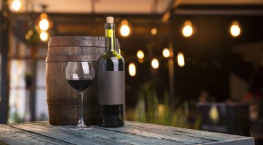 Dekorasyonunuz için şarap ve boş alan