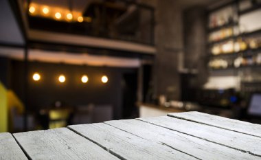 bulanık arka planını bar ve koyu kahverengi Resepsiyon alanı retro ahşap