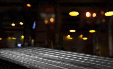 bulanık arka planını bar ve koyu kahverengi Resepsiyon alanı retro ahşap