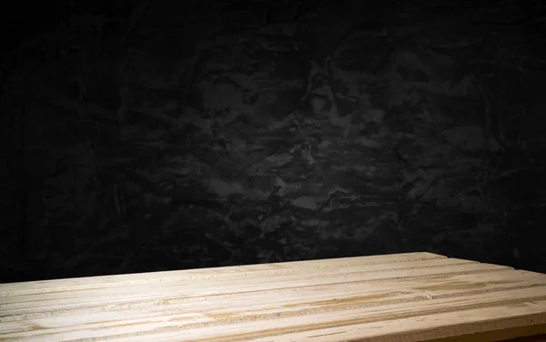 Baril de fond et vieille table usée de bois — Photo