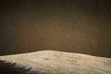 arka plan varil ve ahşap aşınmış eski tablo