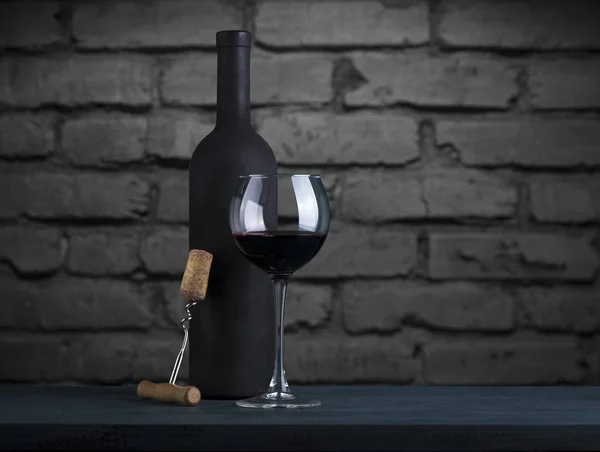 Vinný sklípek s vínem láhev a glasses.with prostoru pro text — Stock fotografie
