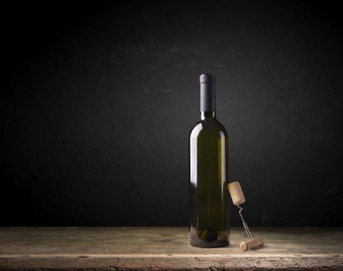 Olgun Şaraplık üzüm Toskana, İtalya üzerinde. Güzel şarap çiftlik, üzüm bağı. Gün batımı ılık ışık