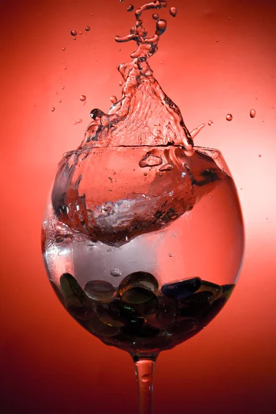 Splash Bavarage Rode Gradiënt Achtergrond — Stockfoto