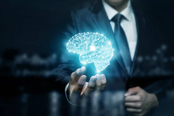 Homem Negócios Está Mostrando Cérebro Luminoso Com Cartão Dentro Cercado — Fotografia de Stock