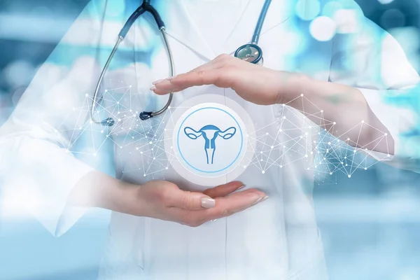 Il medico protegge l'utero  . — Foto Stock