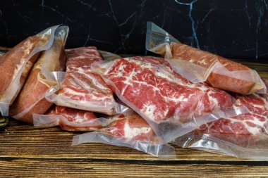 Et vakum lu paketlenmiş. .