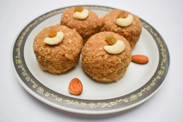 Closeup Laddu Ladoos Made Wheat Flour Clarified Butter Ghee Served — Stock Photo, Image