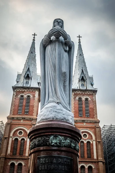 Saygon Notre Dame Katedrali