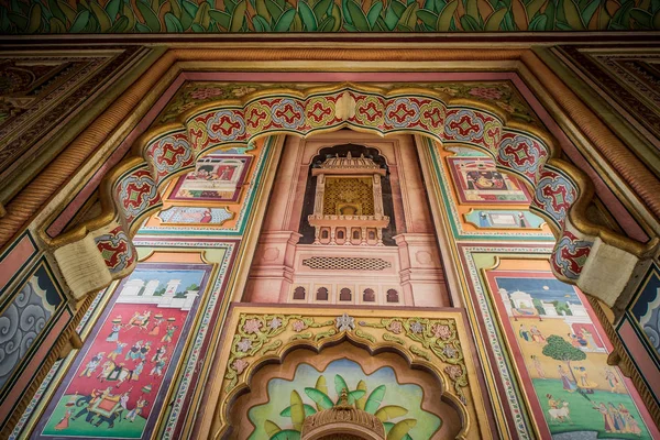datail fo Patrika Gate big gate in Jaipur