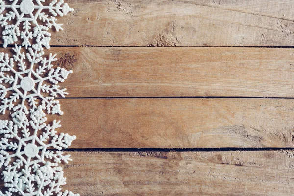 Houten Bruine Kerstmis Achtergrond Met Sneeuwvlokken Decoratie Van Kerstmis — Stockfoto