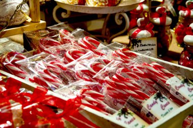 Noel şekerleri sevimli kompozisyon