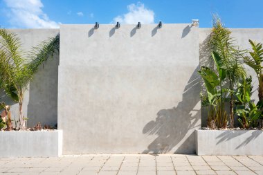 Boş billboard açık. Kadar alay et. Boş reklam standı, kamu bilgilendirme panosu