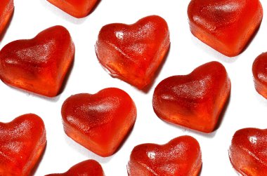 Beyaz arka planda lezzetli şekerler