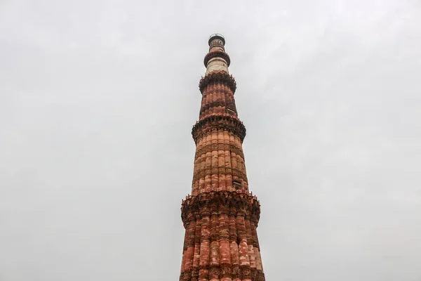 Qutub Minar Tour Conique Mètres Haut Cinq Étages Commencé Construction — Photo