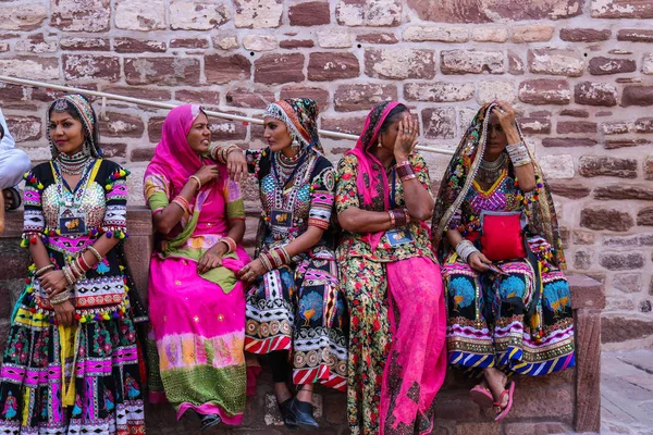 Jodhpur Rajasthan Indien Oktober 2018 Frauen Traditioneller Rajasthani Kleidung Mehrangarh — Stockfoto