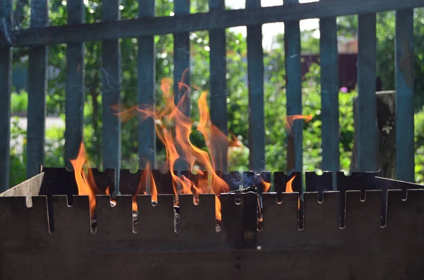 Picknick Foto Zum Hintergrund Das Feuer Brennt Grill — Stockfoto
