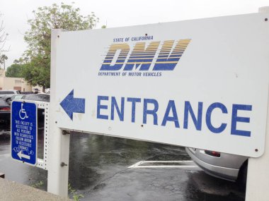 Motorlu Taşıtlar Departmanı California giriş işareti