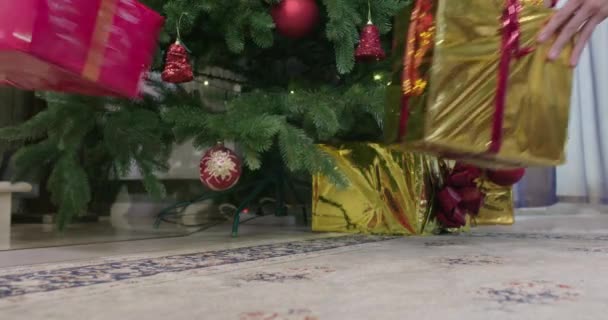 Kerstavond Kerstboom Geschenkdozen Boxing Day Presenteert Wachten — Stockvideo