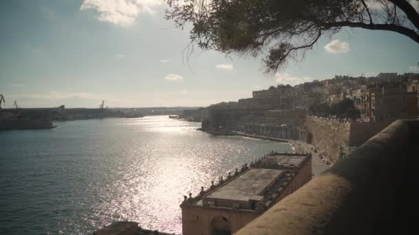 Blick auf den Hafen von Valetta in Zeitlupe — Stockvideo