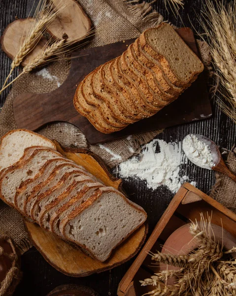 Sliced bread selection with sesame and without — Stock Photo, Image