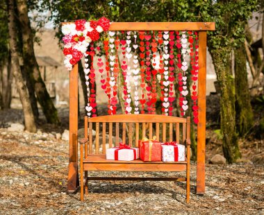 Düğün, düğün, düğün dekoru, kutuda çiçekler, çiçek demeti