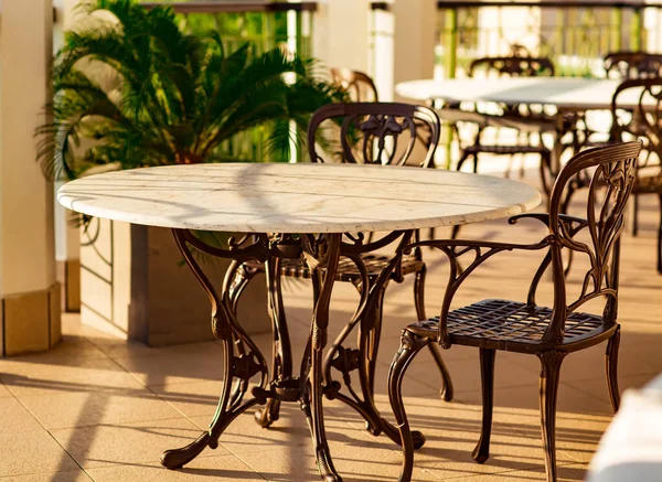 Terrasse Extérieure Été Avec Mobilier Élégant Dans Café Coucher Soleil — Photo